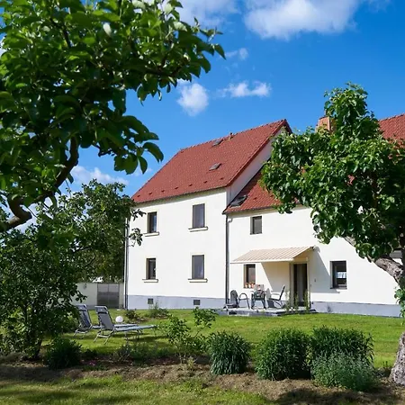 Ferienwohnung Erika * Laussnitz